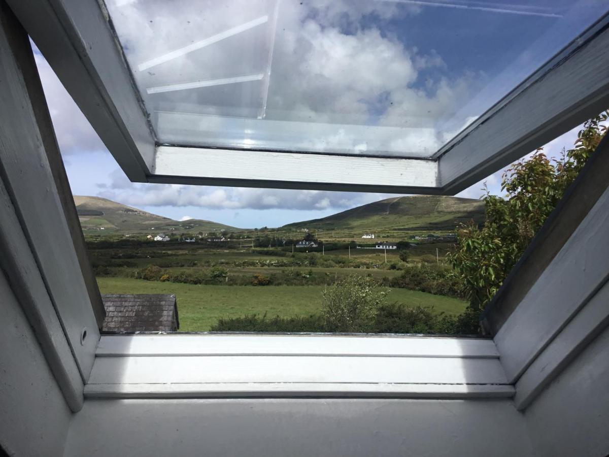 The Old School House B&B Ballinskelligs Exterior photo